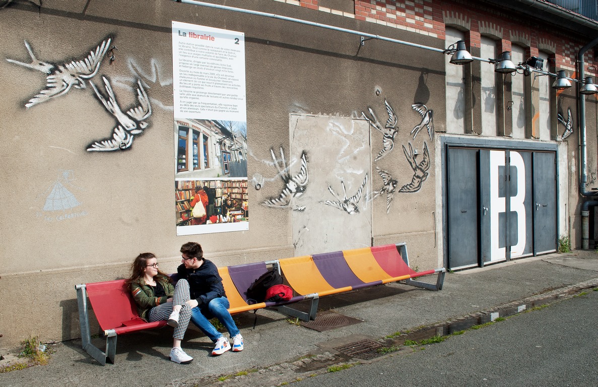 Calais - Love and birds