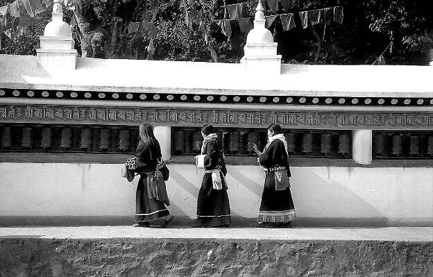 Ktm - Trois femmes