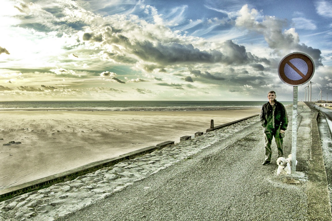 Boulogne sur mer - Caniche et son maitre