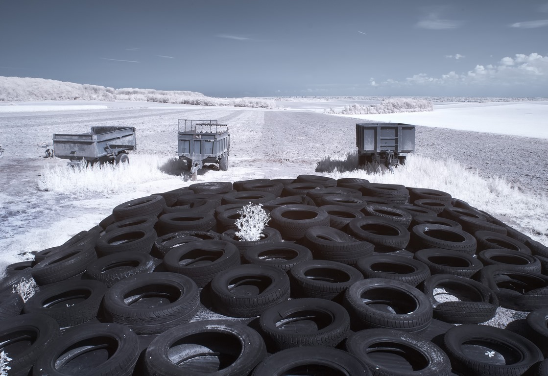 Sangatte - Champs et pneus