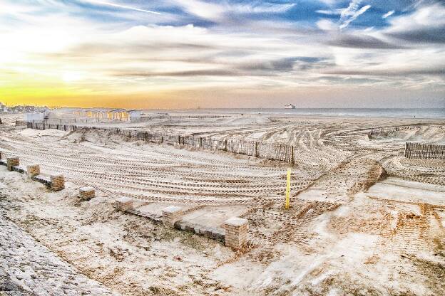 Calais - Plage et ciel