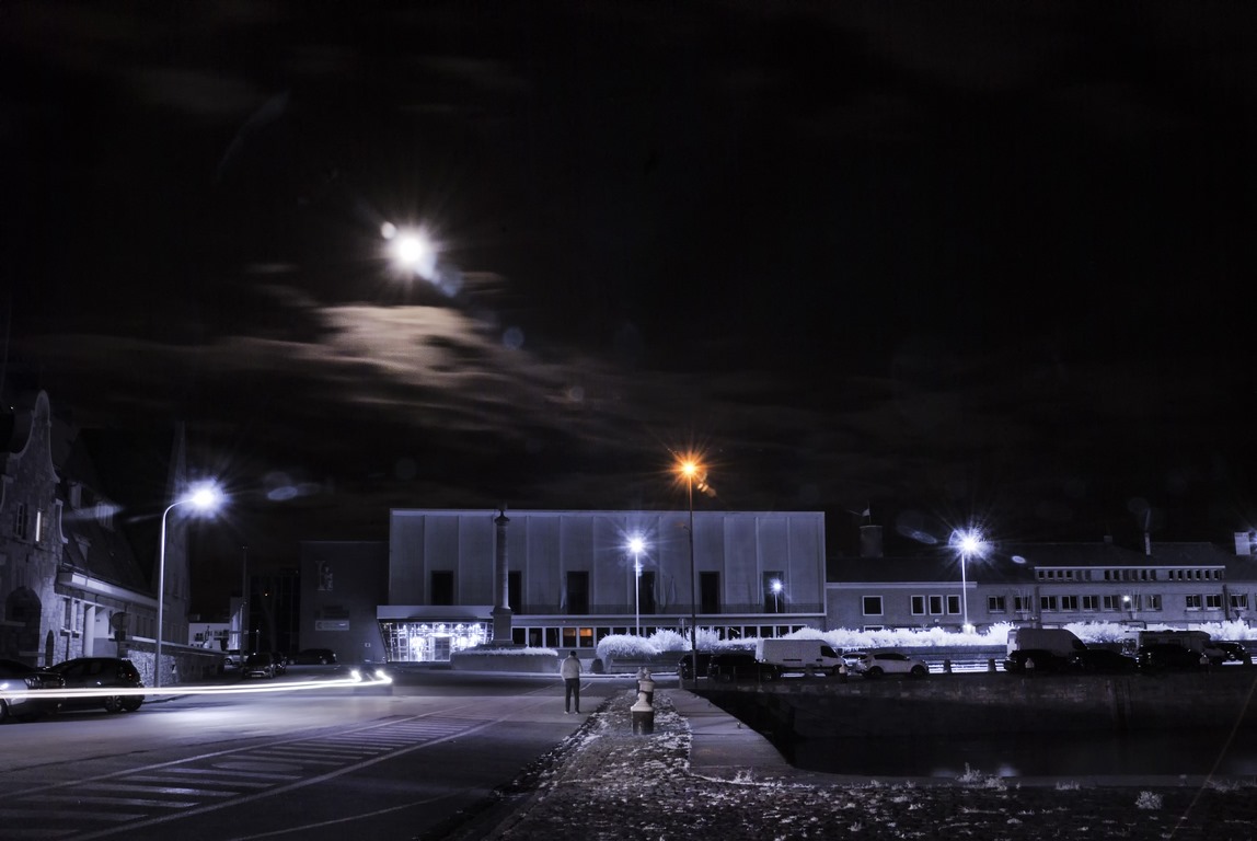 Calais - when-the-night-comes